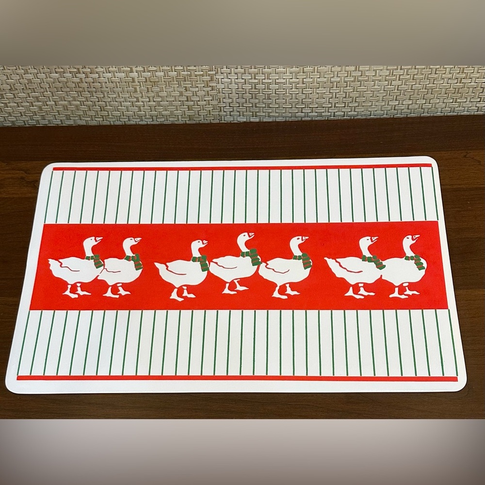 🎄🌟HP🌟VTG 1990s NIP 4 Goose Theme Vinyl Christmas Placemats & 4 Coasters - Picture 3 of 6